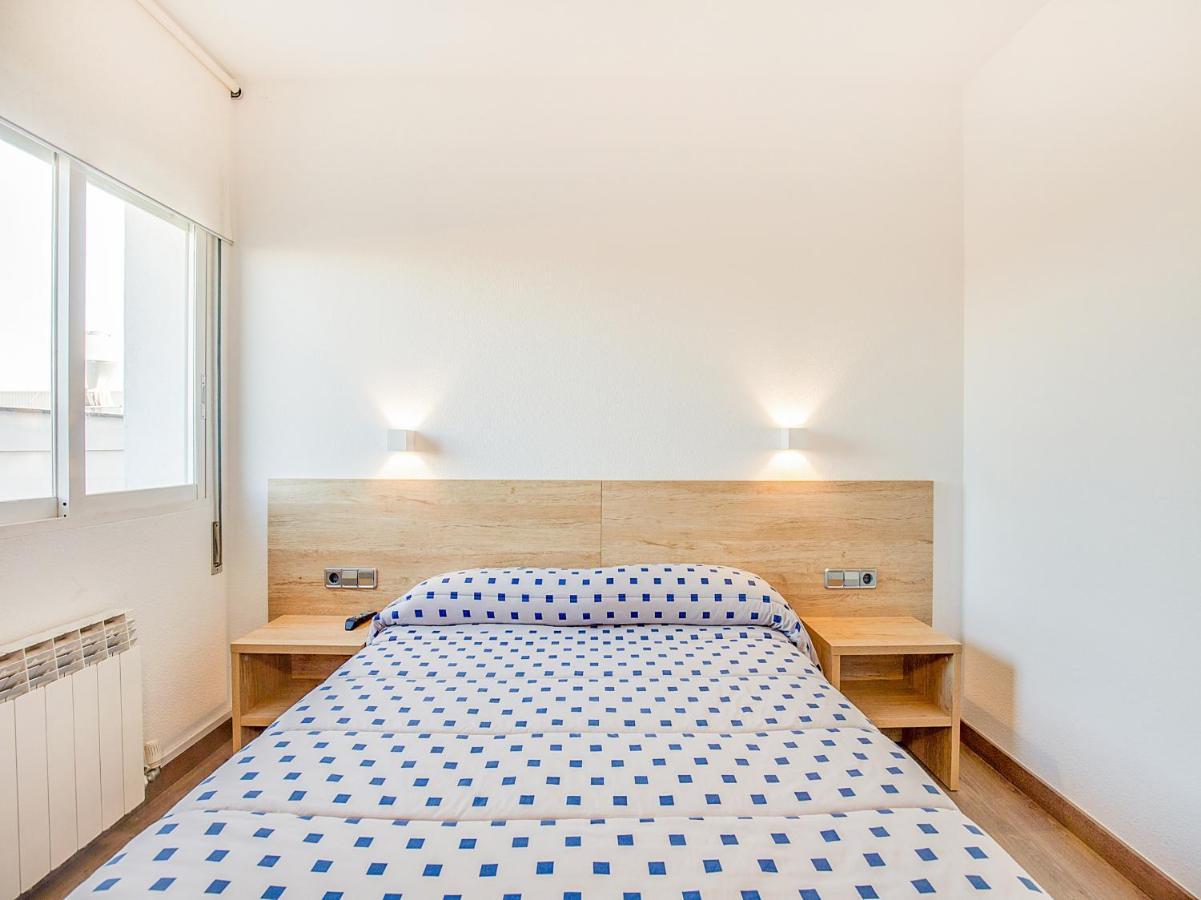 Hotel Restaurante Blanc I Negre 2 アグラムント エクステリア 写真